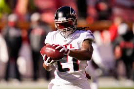 The falcon running back grew up alongside four other siblings: Detroit Lions Not Sweating Todd Gurley Visit To Baltimore Ravens