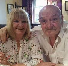 Hi Could you do something with the back round,,my dad past over a year ago  and I want to put this in a frame for my mum Thank you thank you thank