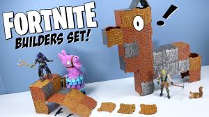 Llamas, also known as llama pinatas, are the main loot boxes in fortnite. Fortnite Toys Action Figures Turbo Builder Set Raven Jonesy 2018 Jazwares Youtube