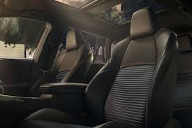 Are any of you prospective 2019 rav4 hybrid buyers also considering a comparable lexus vehicle? 2019 Toyota Rav4 Vs Ford Escape Swope Toyota