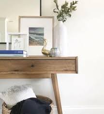 Simple But Meaningful Decor Simplfy Your Life Decor Cool Stuff