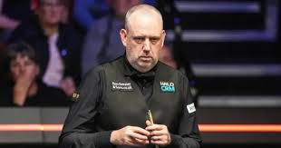 Snooker Live Scores: 6-10 Deficit, Crucible Noise and the Turned-Head Moment That Kept Mark Williams Alive
