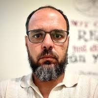 100+ perfis com “Mosca”