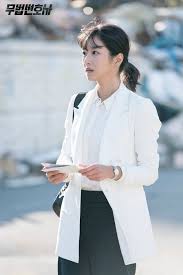 He also knows that sang pil is the boy who bite him, and is scared. Seo Ye Ji Lawless Lawyer Drama Milk 1 1 Drama Milk