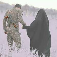 pin by احمد الاسمر on love pak armed forces cute muslim couples army couple army love photography