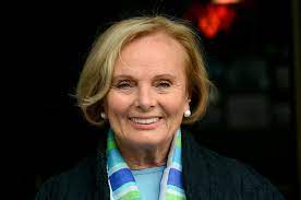 Alexander friedrich (49) ist das einzige kind von kubitschek und dem im jahre 2000 verstorbenen opernregisseur. Ruth Maria Kubitschek Privat Deshalb Scheiterte Die Ehe Mit Gotz Friedrich News De