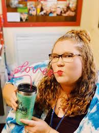 Non-traditional 3rd & 4th grade teacher shares teaching philosophy