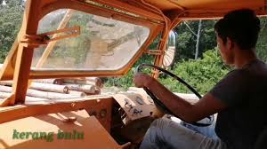 Aksi lori balak malaysia menaiki bukit viral di negara jiran indonesia ini adalah games euro truck simulator 2 boleh follow kami di. Download V8 Nissan Diesel Engine 6x6 Logging Truck Part 1 In Hd Mp4 3gp Codedfilm