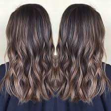 45 brown hair with blonde highlights looks if you're a natural brunette, chances are at some point you've thought about dressing up your brown hair with some blonde highlights. 1001 Ideas For Brown Hair With Blonde Highlights Or Balayage