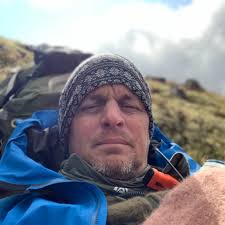 Peter Robert Dew (Venstre) mener