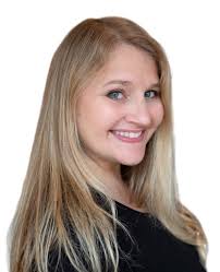 Loan Officer Kelly Hall