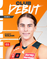 Daisy Walker will make her GIANTS debut this weekend, marking her first  @aflwomens game in 679 days 🧡