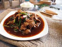 The most common rural dish is cooked mutton, often bereft of other ingredients. Super Easy Yummy Recipe Mongolian Beef è'™å¤ç‰›è‚‰ Spice N Pans