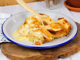 Une recette végétarienne parfaite pour accompagner les légumes rôtis : Recette Brioche Perdue Au Camembert Ecomiam