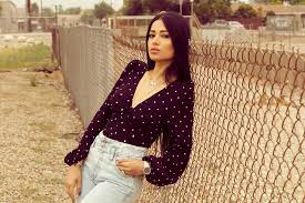 رحمة رياض وألكسندر علوم يعلنان خطوبتهما. Ø§Ù„Ø¹Ø±Ø§Ù‚ÙŠØ© Ø±Ø­Ù…Ø© Ø±ÙŠØ§Ø¶ ØªØ·Ø±Ø­ Ø¨Ø±ÙˆÙ…Ùˆ Ø£ØºÙ†ÙŠØªÙ‡Ø§ Ø§Ù„Ø¬Ø¯ÙŠØ¯Ø© Ù…Ø§ÙƒÙˆ Ù…Ù†Ù‰ ÙÙŠØ¯ÙŠÙˆ Ø§Ù„ÙŠÙˆÙ… Ø§Ù„Ø³Ø§Ø¨Ø¹