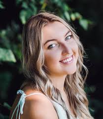 The 2022 recipients of the Lucille Flick Larson Scholarship