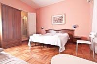 You must take a look at the information about the size of the selected room. Ai Musei Vaticani Bb Roma Prezzi Aggiornati Per Il 2021