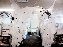Halloween cubicle fete halloween vintage halloween happy halloween office halloween themes halloween design halloween 2018 office party decorations office themes. Halloween Office Theme Ideas Festival Collections Incredible Furniture