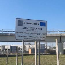 Casal di principe (casale 'e principe o anche solo casale in campano4) è un comune italiano di 21 483 abitanti1 della provincia di caserta in campania. Gricignano E I Suoi Confini Scomparsi I Cartelli Di Benvenuto Pupia Tv