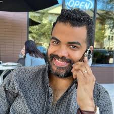 Gilbert Cabral (@gilbertcabral) • Threads, Say more