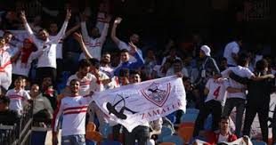 حل عادل المأمور، نجم حراسة الزمالك الأسبق، والمدير الفني لحراس الزمالك بقطاع. Ù‡ØªØ§ÙØ§Øª Ø§Ù„Ø¯ÙˆØ±ÙŠ ÙŠØ§ Ø²Ù…Ø§Ù„Ùƒ ØªØ´Ø¹Ù„ Ù…Ù„Ø¹Ø¨ Ø§Ù„Ø³ÙˆÙŠØ³ ÙÙŠ Ù…ÙˆØ§Ø¬Ù‡Ø© Ø³ÙŠØ±Ø§Ù…ÙŠÙƒØ§ ÙÙŠØ¯ÙŠÙˆ Ø§Ù„ÙŠÙˆÙ… Ø§Ù„Ø³Ø§Ø¨Ø¹