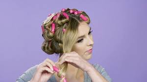 Curlers, among other devices, can be used to wave your hair as you get ready to start your day in the morning. How To Heatless Wavy Hair Superdrug