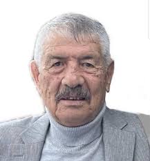 Ereğli'nin tanımış simalarından Ereğli sporun eski emektarlarından ZEKAİ  DİNÇ vefat etmiştir. Cenazesi 27 Şubat Perşembe günü ikindi namazından  sonra İzmir'de defin edilecektir. Spor camiasına ailesine ve sevenlerine  başsağlığı ve sabırlar dileriz Allah