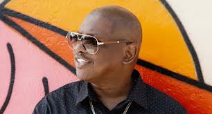 Global R&B star Darrell Kelley returns with a certified new anthem, “Big  Woman,” recognizing all the big, beautiful women of the world.