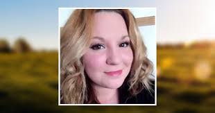 Katrina Bray's Instagram, Twitter & Facebook