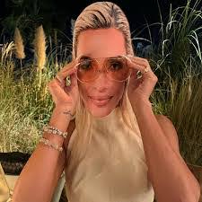 Hope Nowak's Instagram, Twitter & Facebook