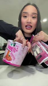 Samyang Buldak Carbonara Noodles Mukbang with Hello Kitty Bowl