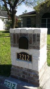 Constructed of reflective material for high visibility any time williamsburg mailbox address plate: Brick And Stone Mailbox With Address Plaque That Matches The House Mailbox Design Brick Mailbox Stone Mailbox