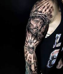 Sacred heart of jesus tattoo. Art Amazing Artist Pedro Muller Pedromullertattoos