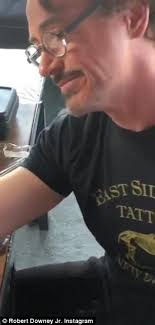 Showed off a tattoo he recently got to commemorate 10 years as an avenger. Robert Downey Jr Reveals The Tattoo That Now Links Five Of The Original Avengers For Infinity Daily Mail Online