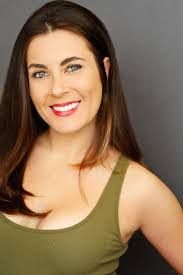 Juliet Clark's Instagram, Twitter & Facebook