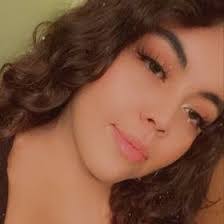 Jess Silva's Instagram, Twitter & Facebook