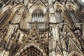 Cu o populaţie mai mare decât a canadei sau, de ce nu, a româniei, tokyo este în cele mai multe cazuri vorbim despre oraşe cu o dezvoltare rapidă şi agresivă, care a generat o atracţie majoră pentru locuitorii ţării, dar şi de oraşe a. Cele Mai Frumoase Orase Din Germania Pe Care Trebuie SÄ Le Vizitezi Life Ro