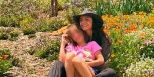 Aislinn Derbez vive una escapada natural con su hija Kailani