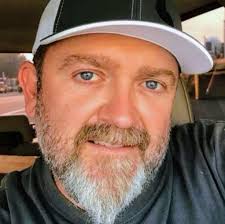 Blessed to have seen this man Mark Worrall-Hawkins. Truly was hoping to see  you again and so happy to meet my new Manilow friends. Blessed to be here. 