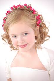 Some hairstylists consider the wavy hairstyles to be some sort of the curly hairstyles. Adorable Hairstyles For Flower Girls Fashion