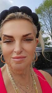 Angela Calvert's Instagram, Twitter & Facebook