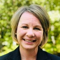 Kim Pirtle's Instagram, Twitter & Facebook