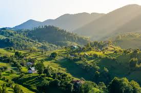 Fii inspirat de romania alege destinatia. 10 Locuri Izolate Din Romania Unde IÈi PoÈi Petrece VacanÈa