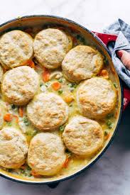 Chicken Pot Pie With Biscuits Pinch Of Yum Recipe Pot Pie Biscuit Chicken Pot Pie Dutch Oven Recipes