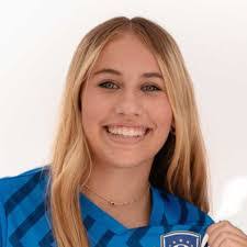 Tabitha Bratcher's Instagram, Twitter & Facebook