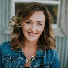 Marla Rowe's Instagram, Twitter & Facebook