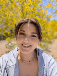 Laundry Service with Free Pickup & Delivery** As we enter some of the  busiest months of the year, let me help you by taking one chore off your  plate—laundry! I'm the owner