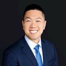 Sarah Urbanski's Instagram, Twitter & Facebook