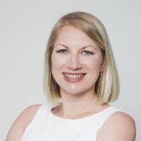 Jacqueline Bremer's Instagram, Twitter & Facebook