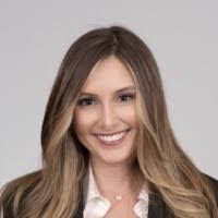 April Schultz's Instagram, Twitter & Facebook